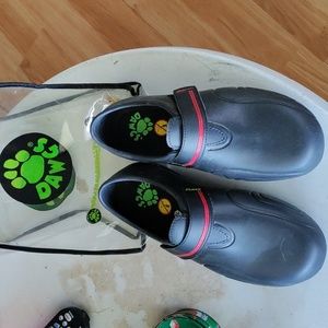 Dawgs slip on shoes size usa 8 women never worn black with red stripe.